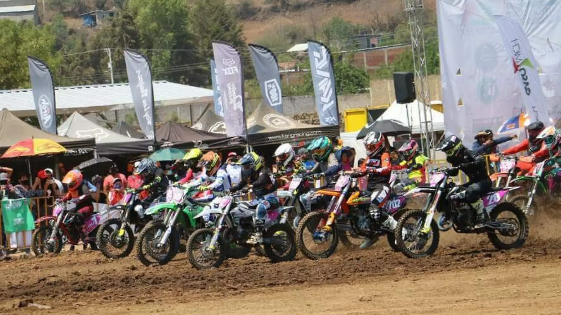 MOTOCROSS (4) (1) (1)